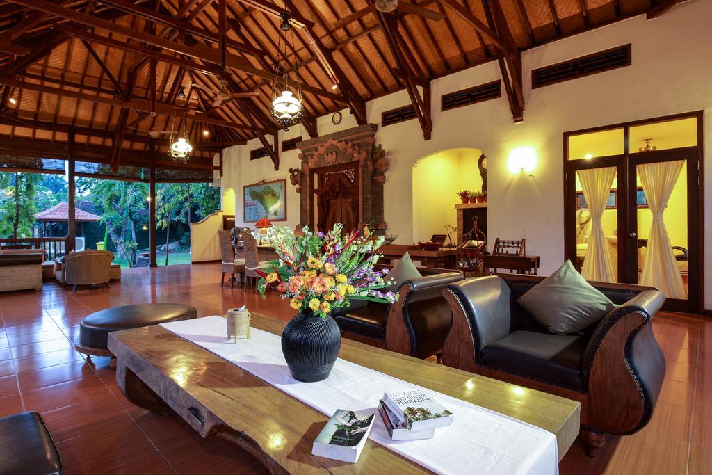 Banyualit Spa 'N Resort Lovina Exterior foto